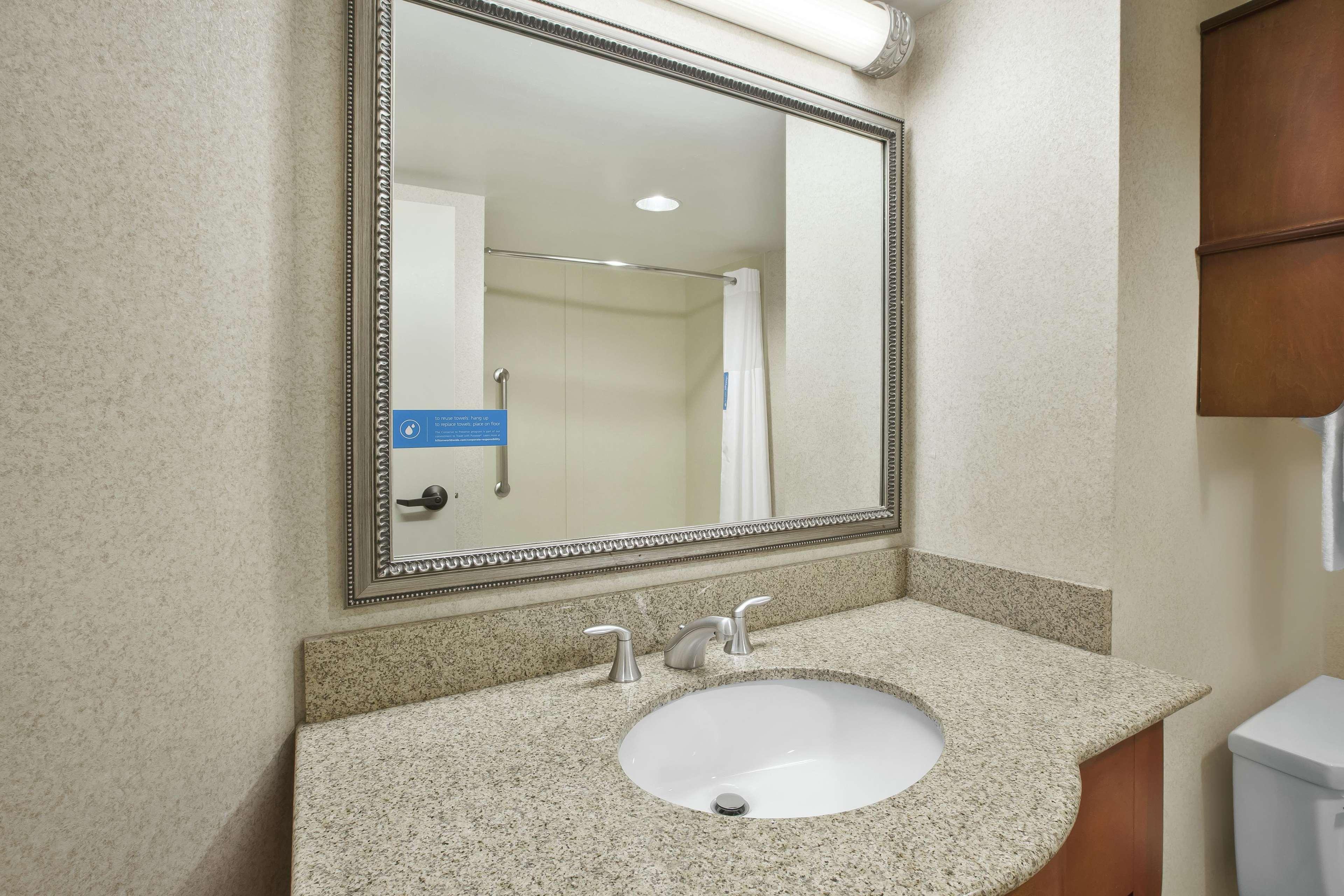 Hampton Inn Richmond-West Innsbrook Broad Meadows Exterior photo